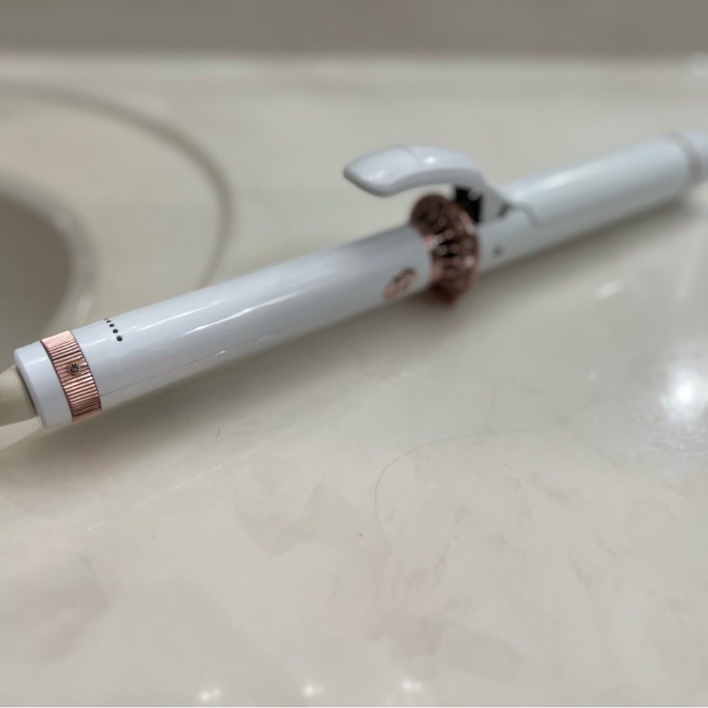 T3 Single Pass 1.25 Curling Iron